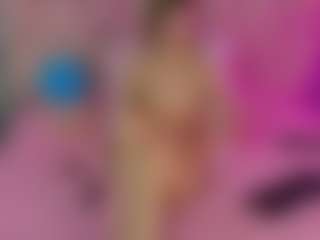 Akilla-Queen's Live Sex Cam Show