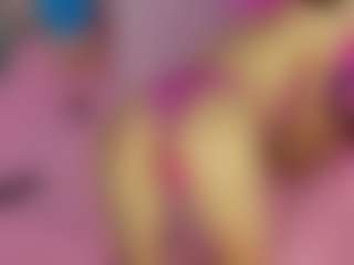 Akilla-Queen's Live Sex Cam Show