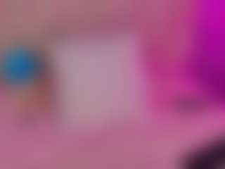 Akilla-Queen's Live Sex Cam Show