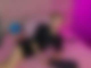 Akilla-Queen's Live Sex Cam Show