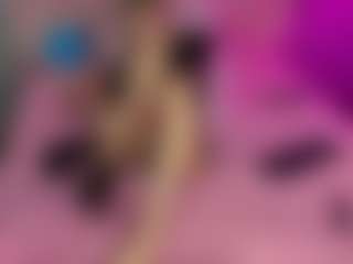 Akilla-Queen's Live Sex Cam Show