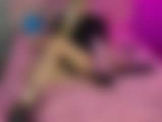 Akilla-Queen's Live Sex Cam Show