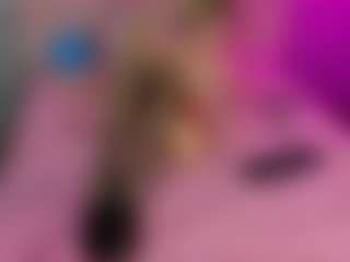 Akilla-Queen's Live Sex Cam Show