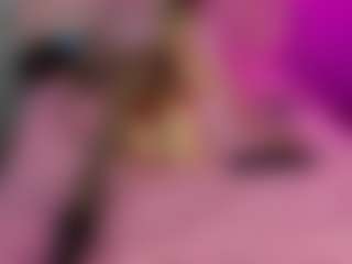Akilla-Queen's Live Sex Cam Show