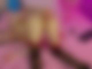 Akilla-Queen's Live Sex Cam Show