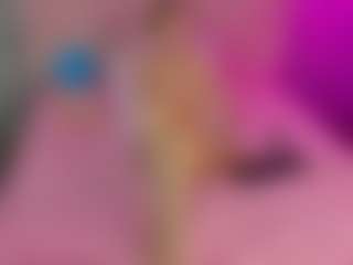 Akilla-Queen's Live Sex Cam Show