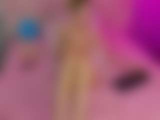 Akilla-Queen's Live Sex Cam Show