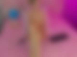 Akilla-Queen's Live Sex Cam Show