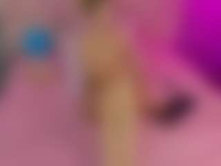 Akilla-Queen's Live Sex Cam Show
