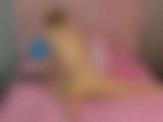 Akilla-Queen's Live Sex Cam Show