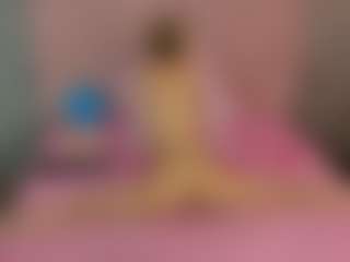 Akilla-Queen's Live Sex Cam Show