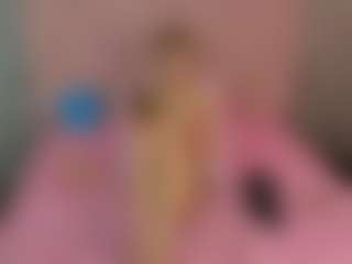 Akilla-Queen's Live Sex Cam Show