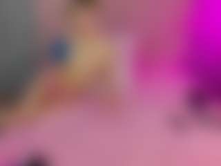 Akilla-Queen's Live Sex Cam Show