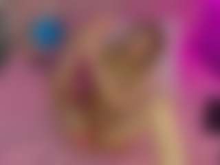 Akilla-Queen's Live Sex Cam Show