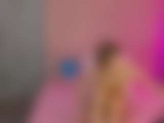 Akilla-Queen's Live Sex Cam Show