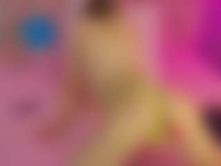 Akilla-Queen's Live Sex Cam Show