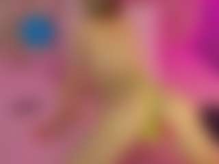 Akilla-Queen's Live Sex Cam Show