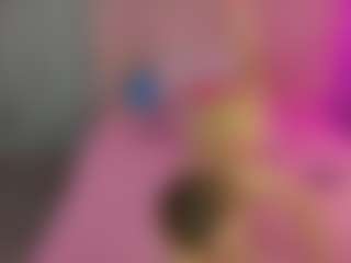Akilla-Queen's Live Sex Cam Show