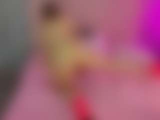 Akilla-Queen's Live Sex Cam Show