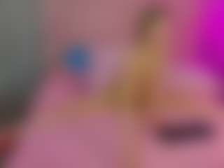Akilla-Queen's Live Sex Cam Show