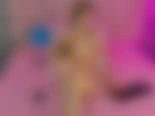 Akilla-Queen's Live Sex Cam Show