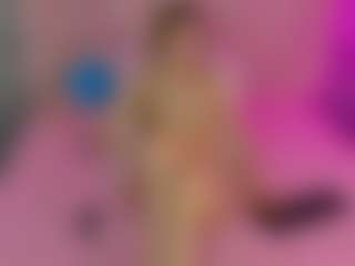 Akilla-Queen's Live Sex Cam Show