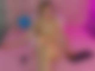 Akilla-Queen's Live Sex Cam Show