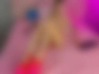 Akilla-Queen's Live Sex Cam Show
