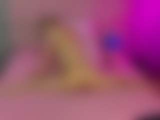 Live cam show with Akilla-Queen - Shaved on Ass Tok