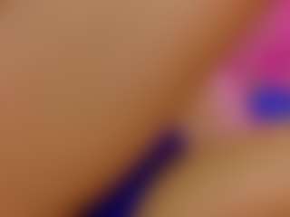 Live cam show with Akilla-Queen - Muscle on Camsoda