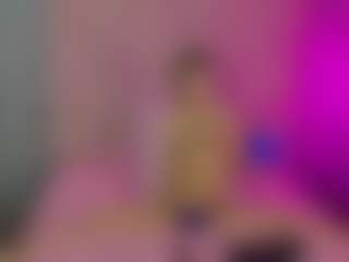 Live cam show with Akilla-Queen - College on Camsoda