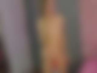 Akilla-Queen's Live Sex Cam Show