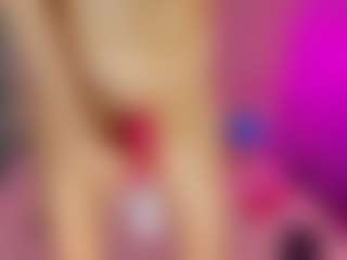 Akilla-Queen's Live Sex Cam Show