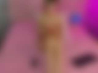 Live cam show with Akilla-Queen - College on Camming Site