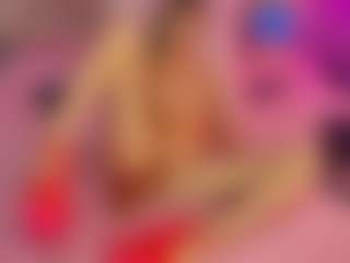 Live cam show with Akilla-Queen - Oil on hrnylive.com