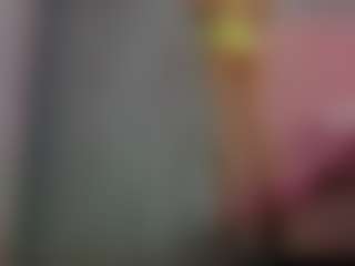 Live cam show with Akilla-Queen - Double Penetration on crypto-cams
