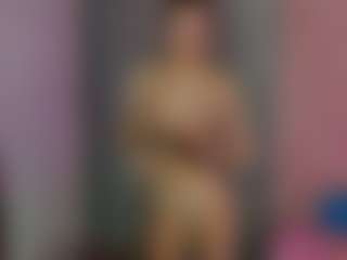 Live cam show with Akilla-Queen - Muscle on https://playwithruby.com