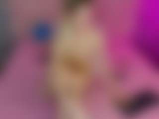 Live cam show with Akilla-Queen - Role Play on madthumbs