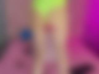 Akilla-Queen's Live Sex Cam Show
