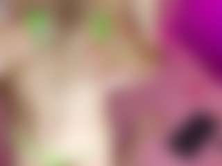 Akilla-Queen's Live Sex Cam Show