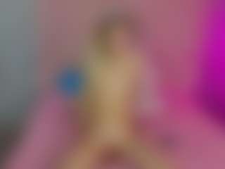 Akilla-Queen's Live Sex Cam Show