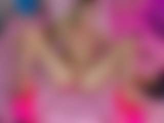 Live cam show with Akilla-Queen - Fuck on Camsoda