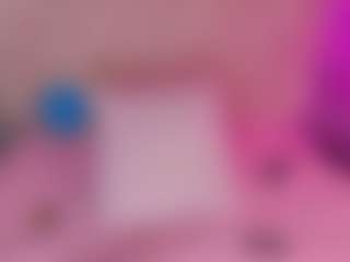 Live cam show with Akilla-Queen - Brown Eyes Blonde Hair on sexylive.show