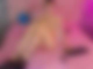 Live cam show with Akilla-Queen - Fuck on StripNow
