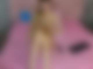 Akilla-Queen's Live Sex Cam Show