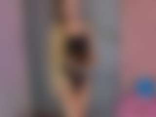 Live cam show with Akilla-Queen - Double Penetration on AdultVida.com