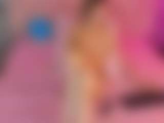 Live cam show with Akilla-Queen - Blonde Hair College on Mixed Magazine Live