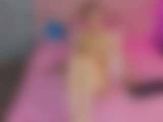 Akilla-Queen's Live Sex Cam Show