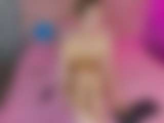 Live cam show with Akilla-Queen - Blonde Hair Teen (18+) on Mixed Magazine Live
