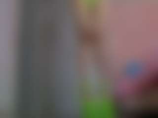 Live cam show with Akilla-Queen - Pornstar Cosplay on Sweet Sext